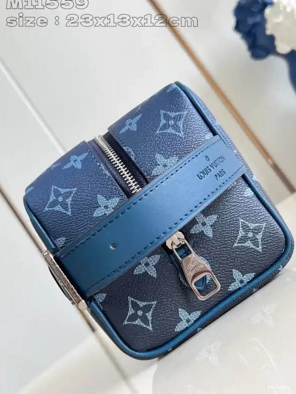 Fake Louis Bags DOPP LOCKER bag-23*13*12CM VUITTON KIT LOUIS 0508